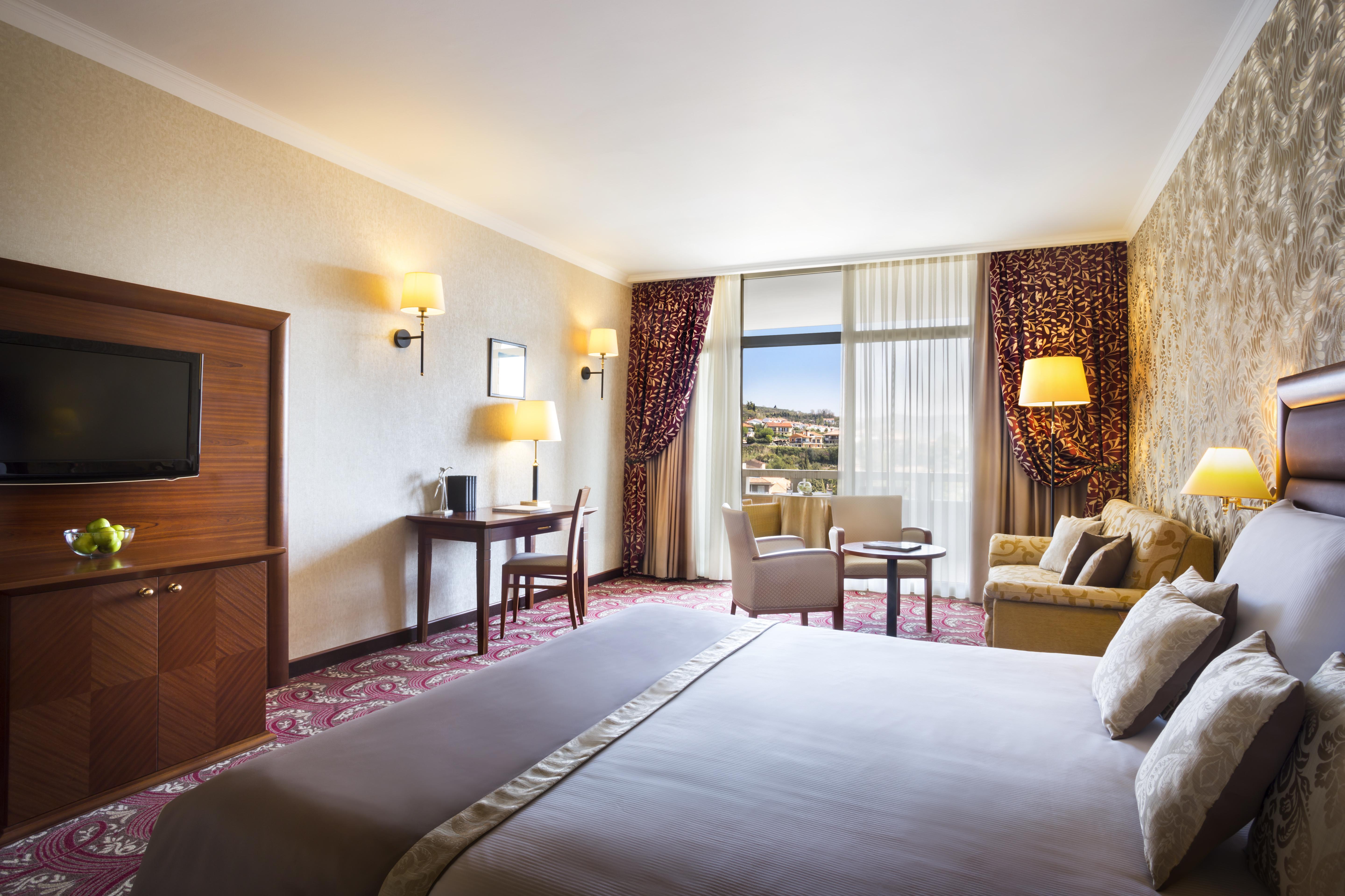 Remisens Hotel Metropol Portorose Esterno foto A room at the hotel