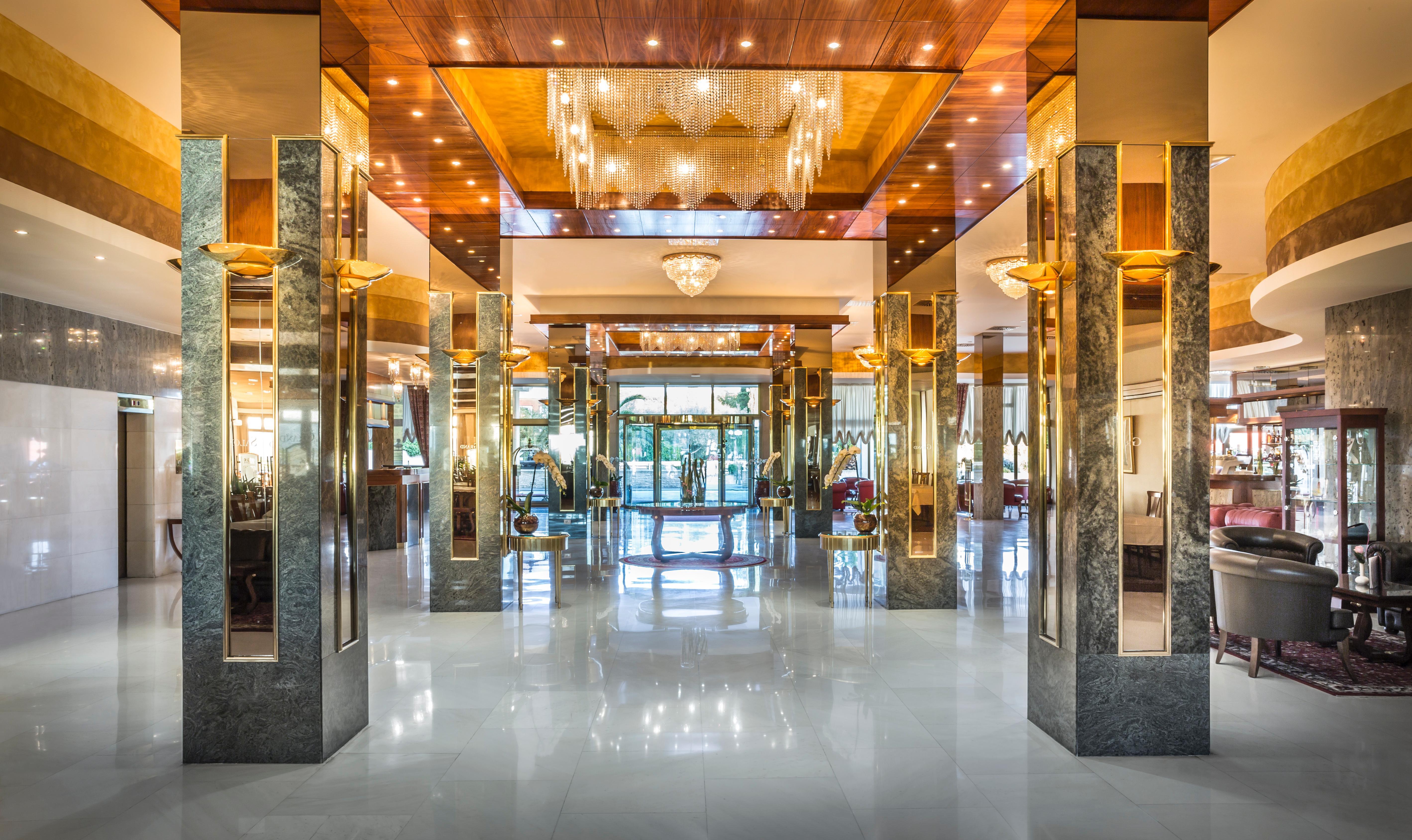 Remisens Hotel Metropol Portorose Esterno foto The lobby of the hotel