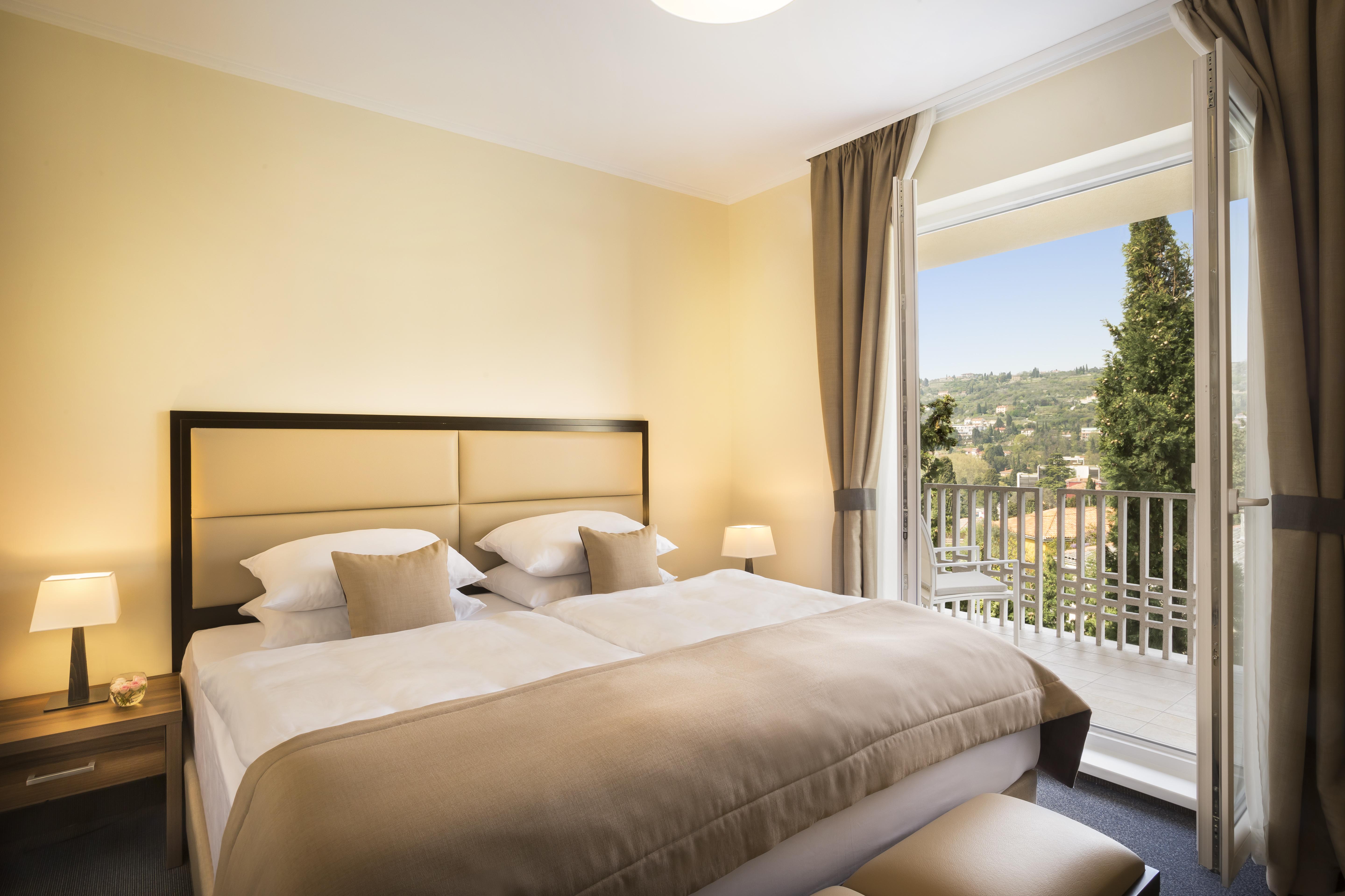 Remisens Hotel Metropol Portorose Esterno foto A bedroom at the hotel