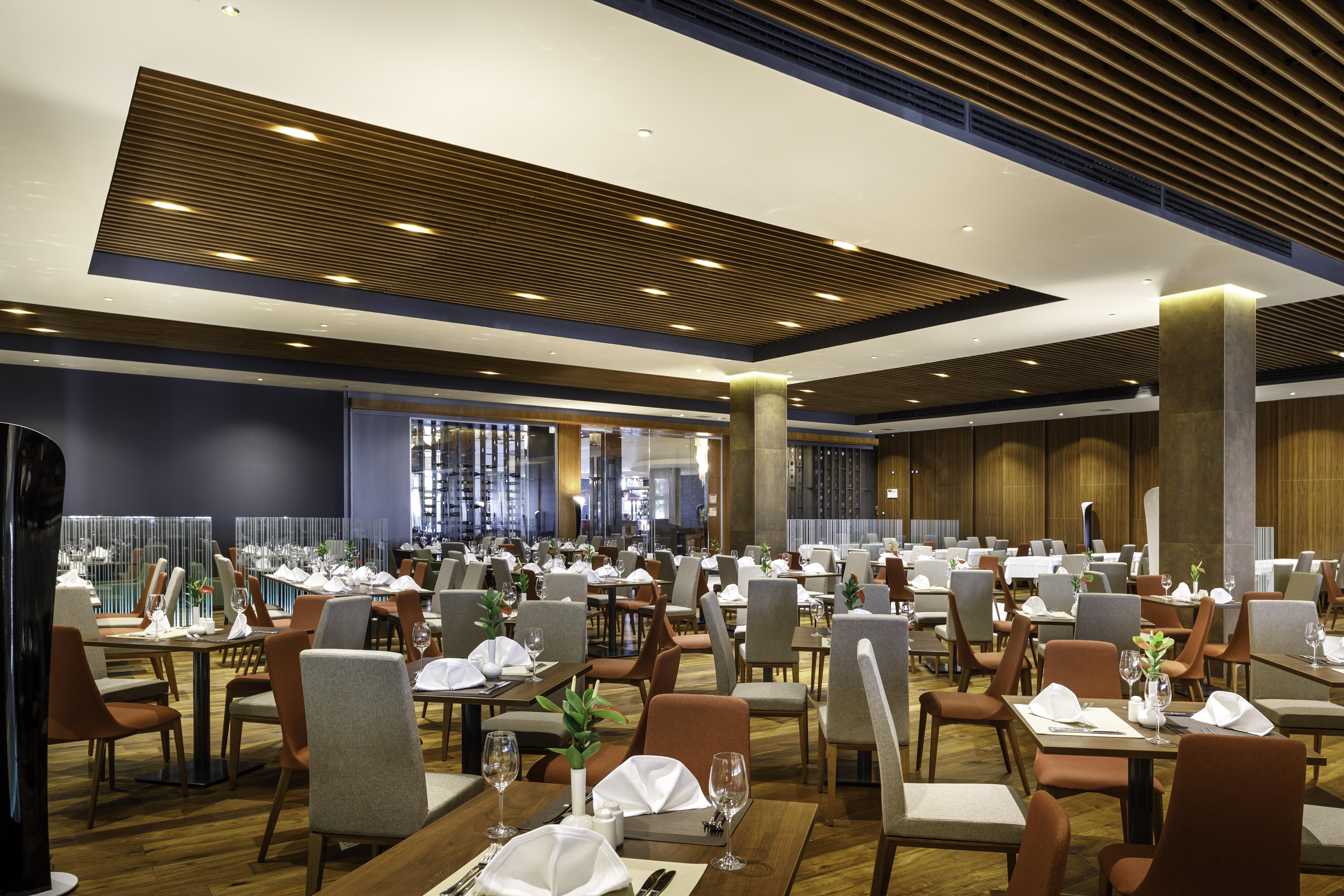 Remisens Hotel Metropol Portorose Esterno foto The restaurant